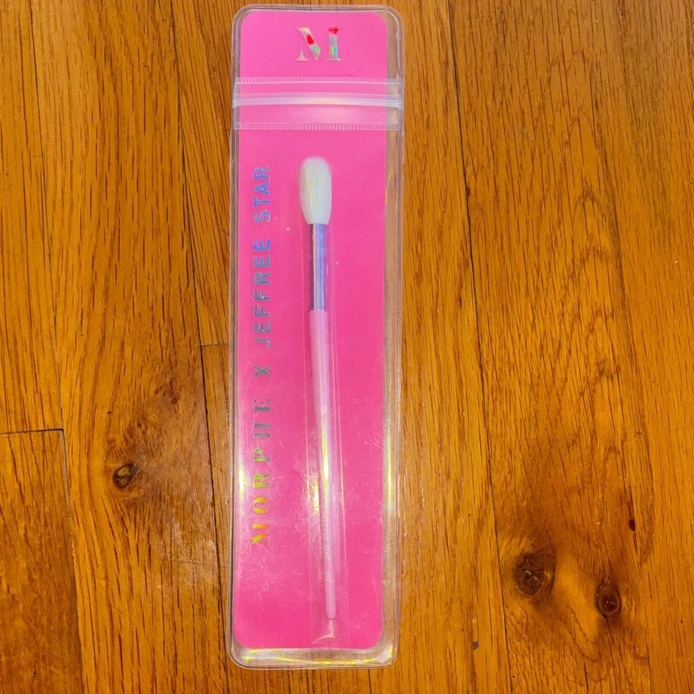 Morphe Jeffrey Star JS4 Fly High Pink and White Makeup Brush